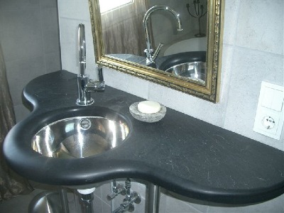 Waschtisch aus Schiefer,